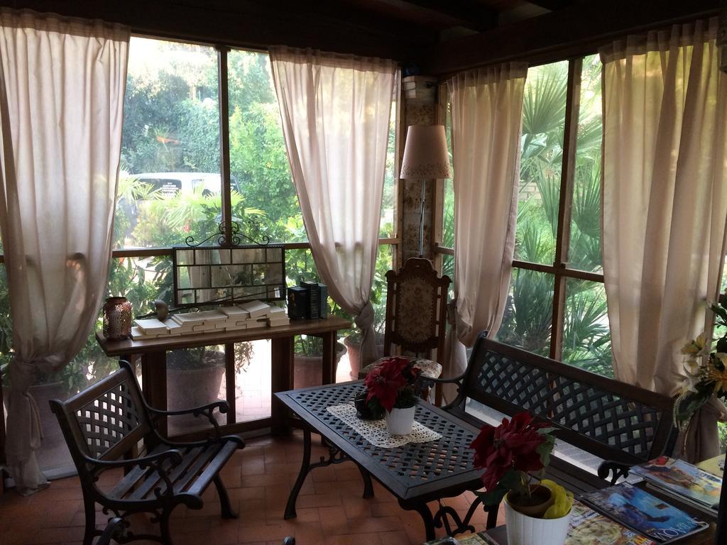 Castelnuovo Di Porto Clarice Hotel מראה חיצוני תמונה