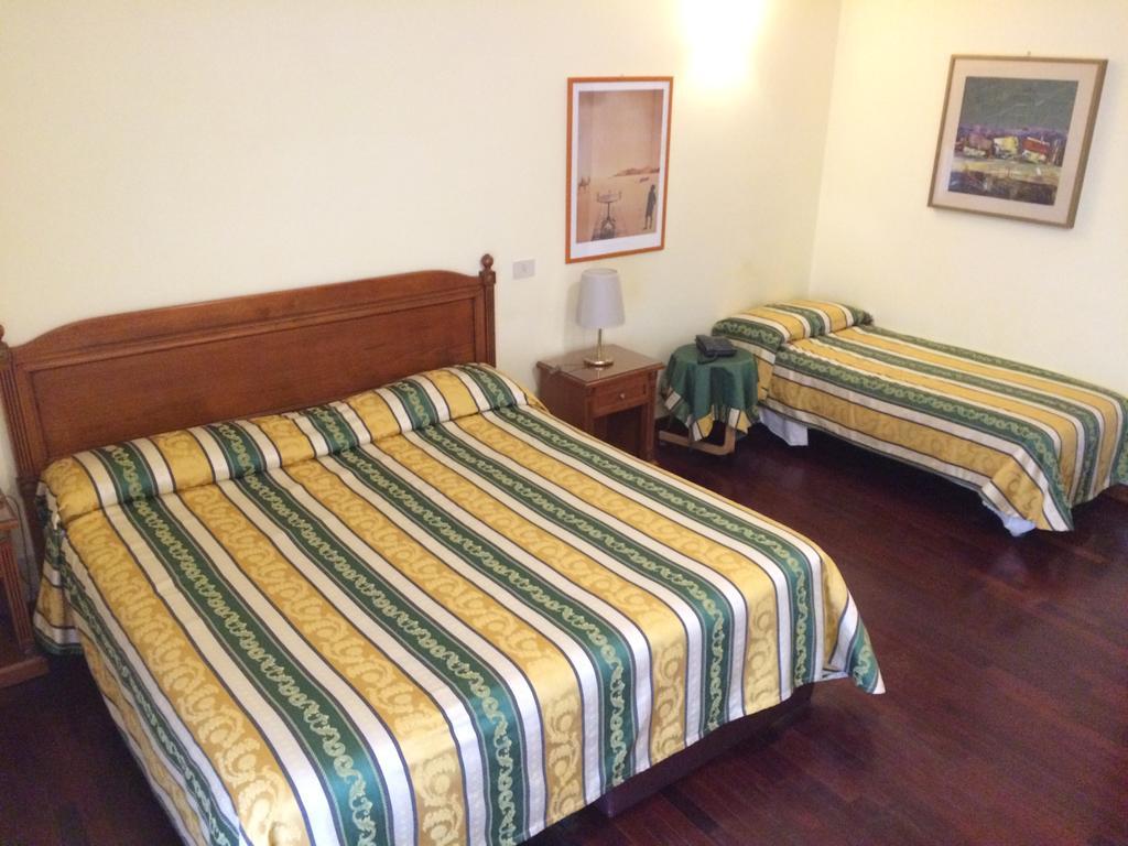 Castelnuovo Di Porto Clarice Hotel חדר תמונה